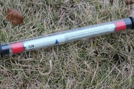 戶外凈水吸管的特點(diǎn)強大的功能、使用和選購(gòu)注意事項(xiàng)
